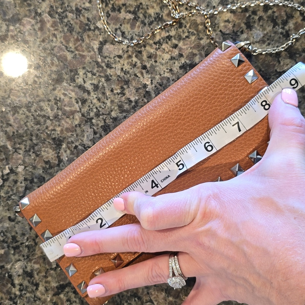 Valentino Garavani Rock Stud Continental Wallet On Chain - Picture 15 of 16